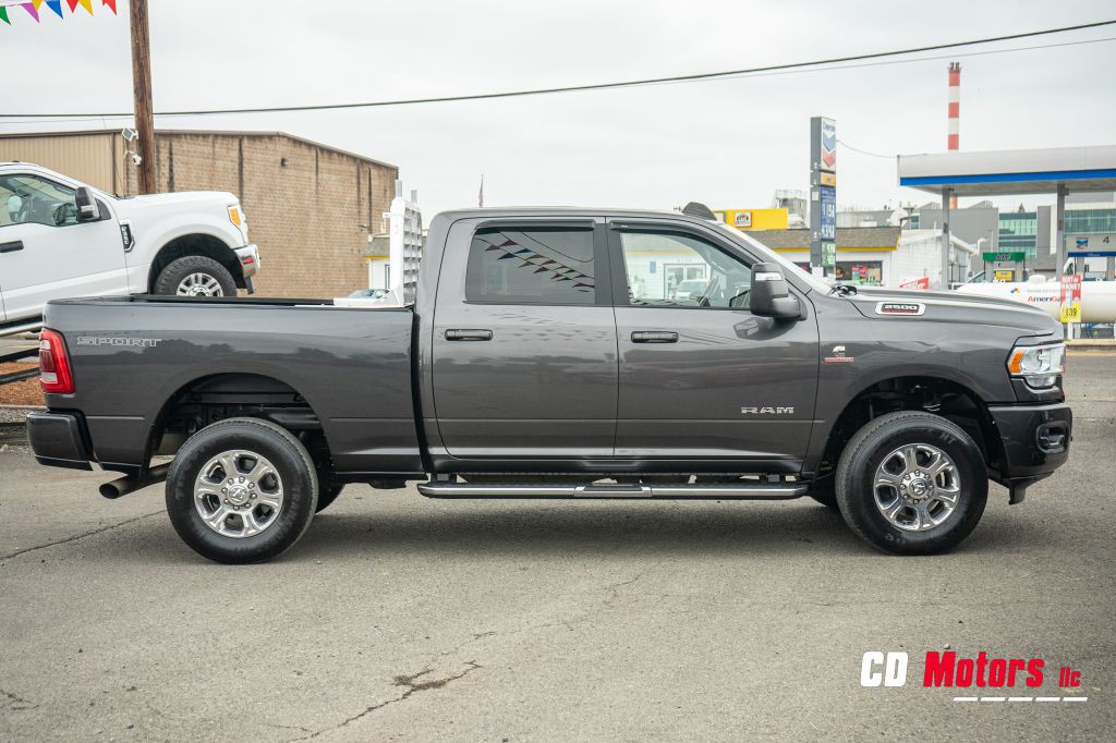 2023 RAM 2500 Image 12