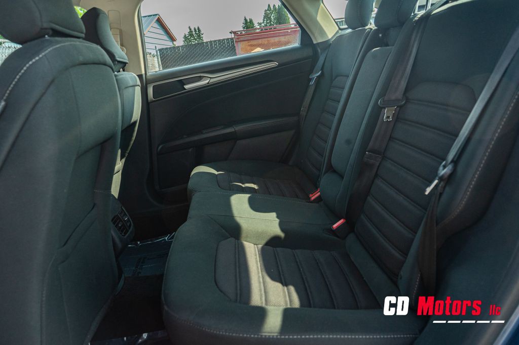 2018 Ford Fusion Image 19