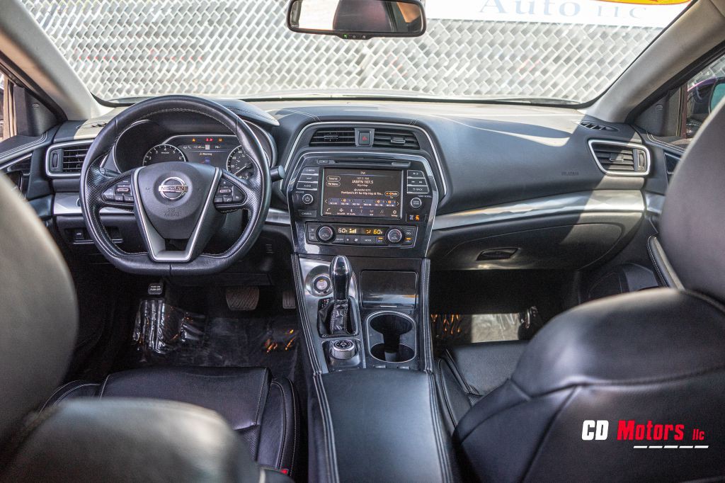 2020 Nissan Maxima Image 18
