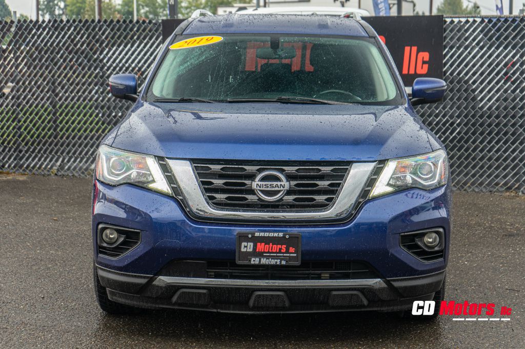 2019 Nissan Pathfinder Image 2