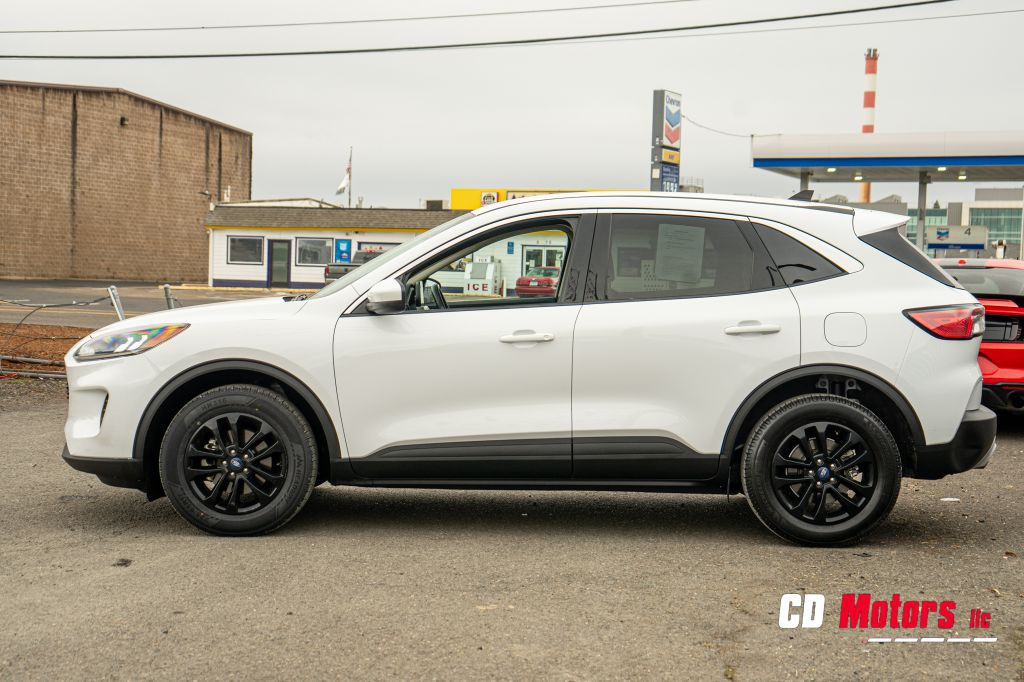 2020 Ford Escape Image 4