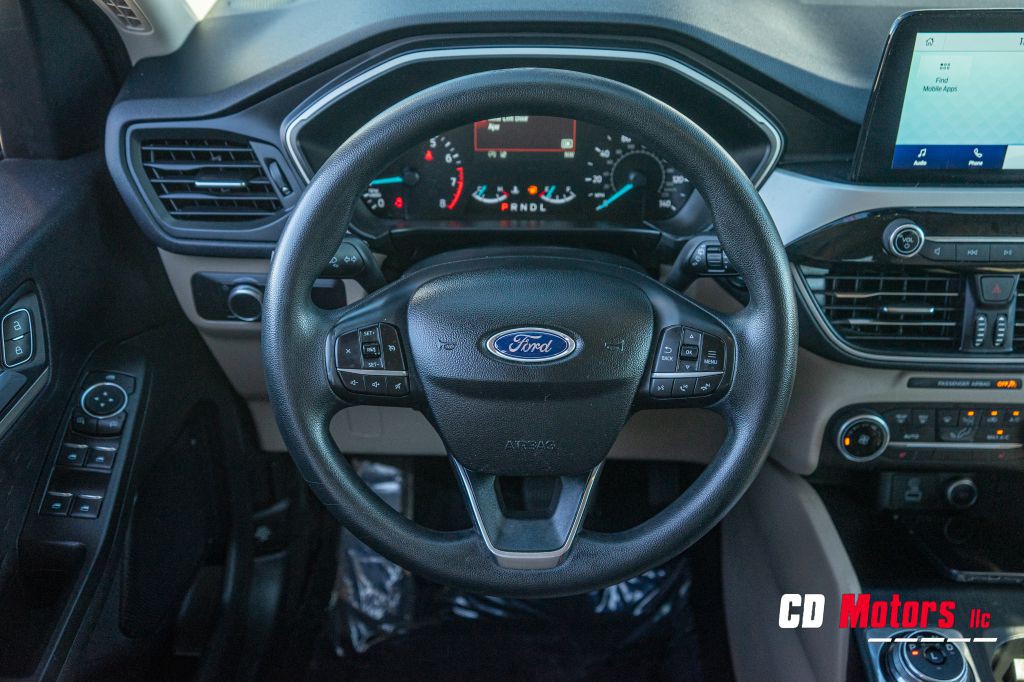 2020 Ford Escape Image 18