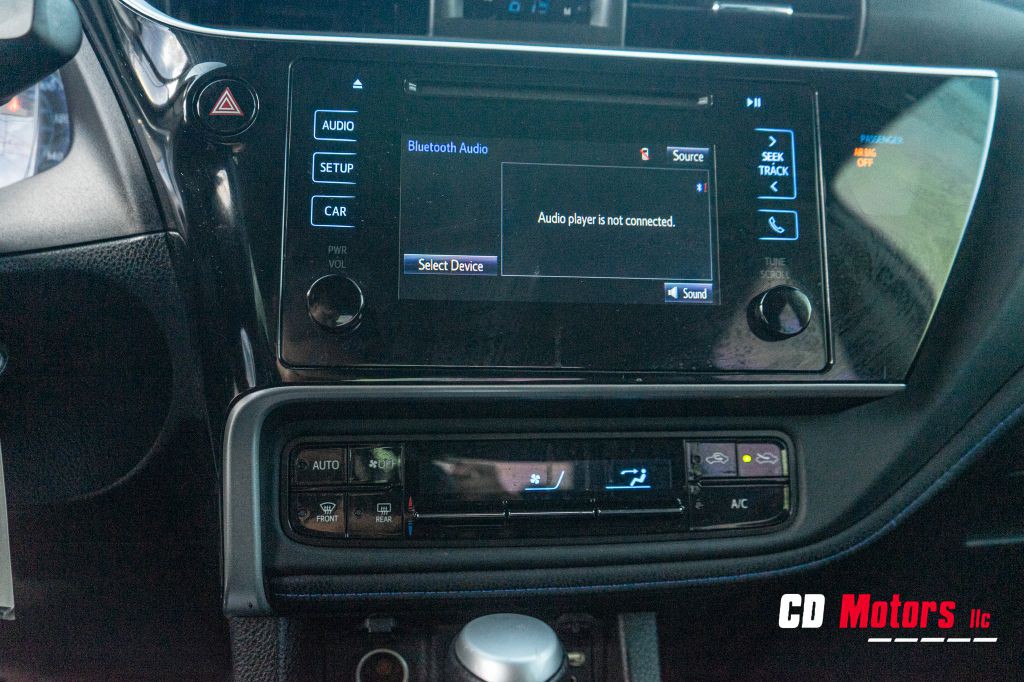 2018 Toyota Corolla Image 12
