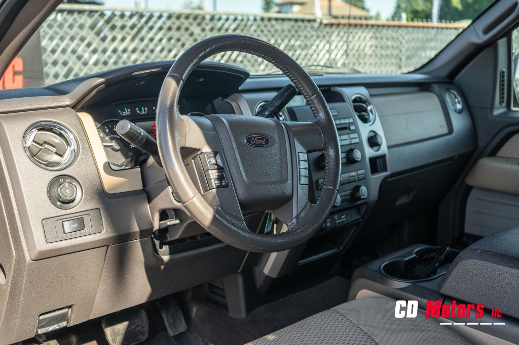 2011 Ford F-150 Image 11