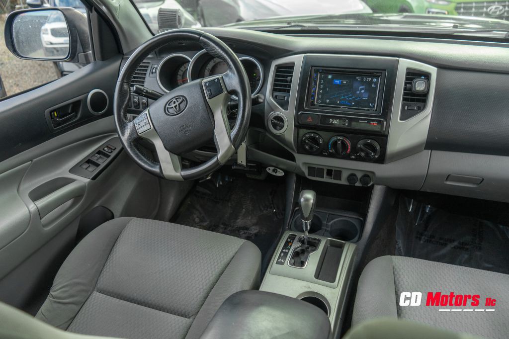 2012 Toyota Tacoma Image 16