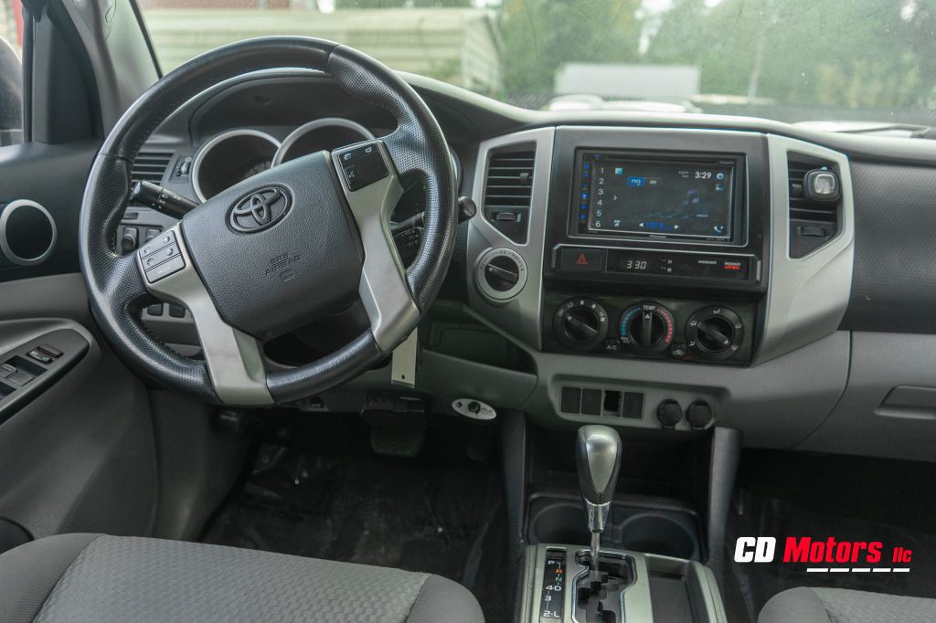 2012 Toyota Tacoma Image 18