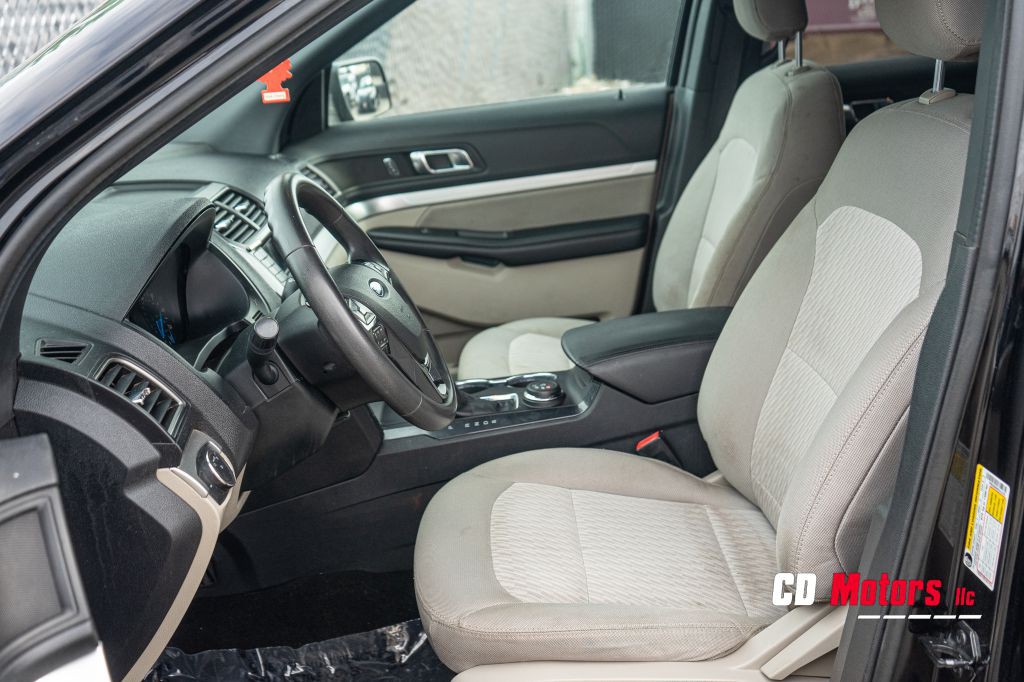 2019 Ford Explorer Image 12
