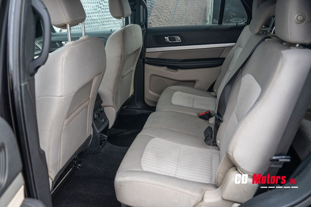 2019 Ford Explorer Image 18