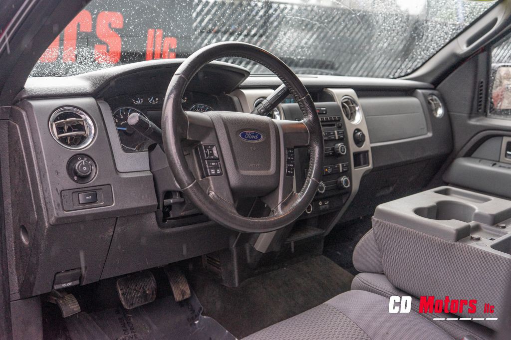 2011 Ford F-150 Image 9
