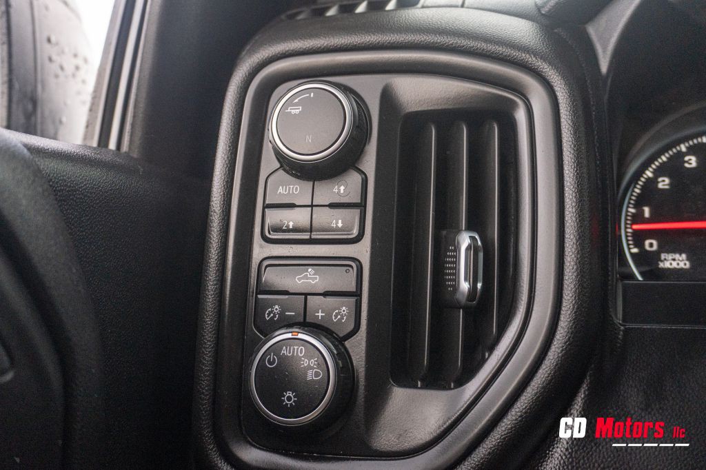 2019 Chevrolet Silverado 1500 Image 14