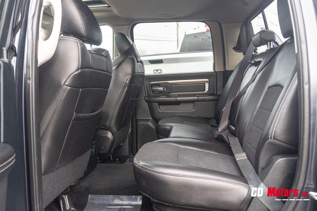 2017 RAM 1500 Image 17