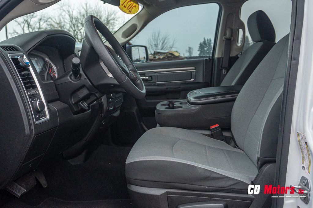 2021 RAM 1500 Image 12