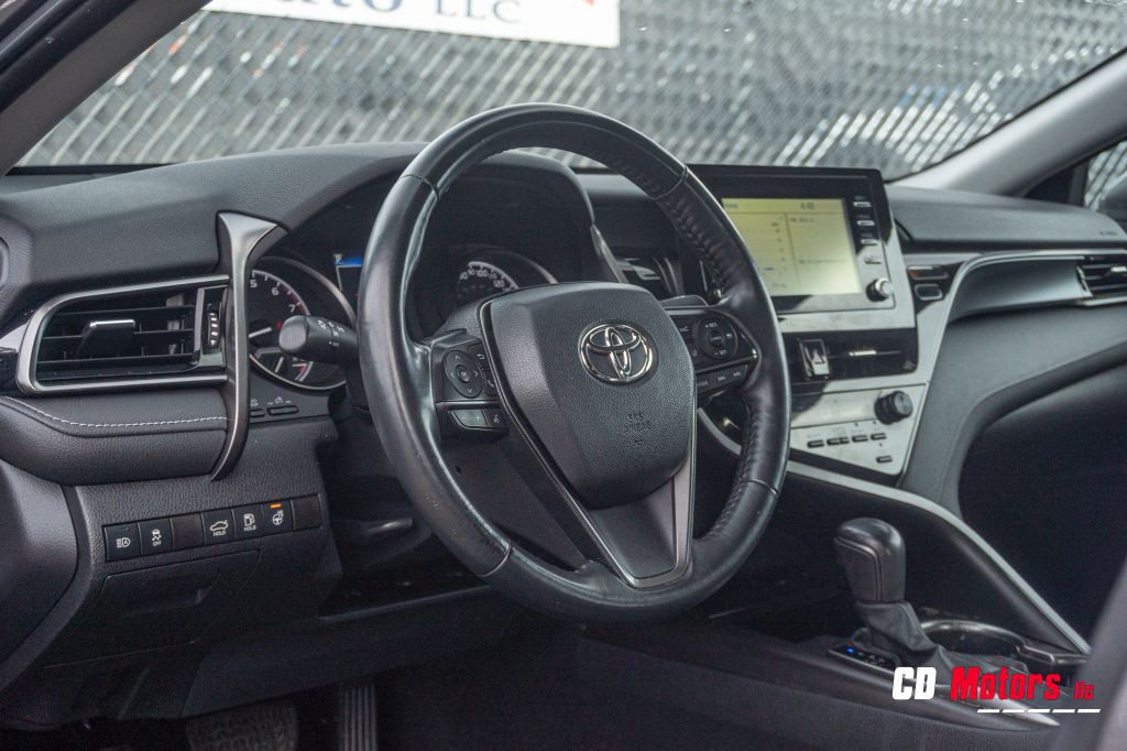 2022 Toyota Camry Image 11