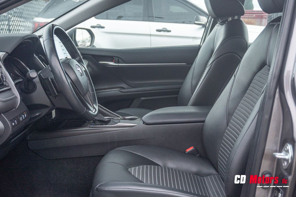 2022 Toyota Camry Image 12