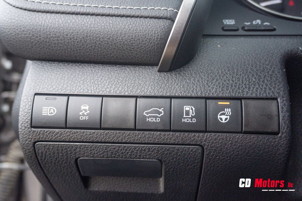 2022 Toyota Camry Image 14