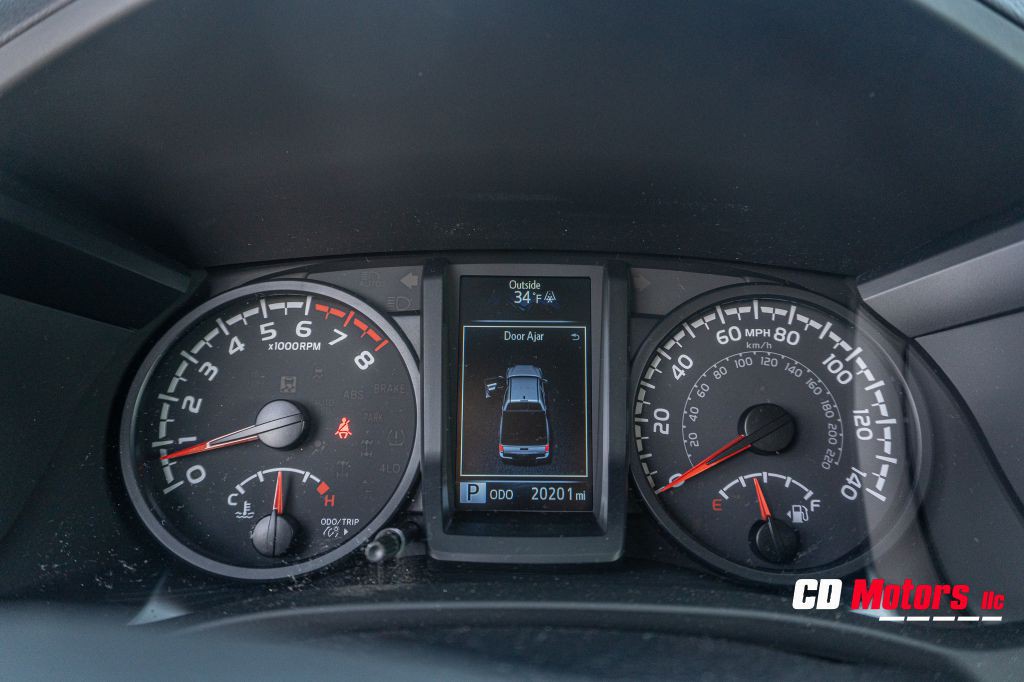 2022 Toyota Tacoma Image 13