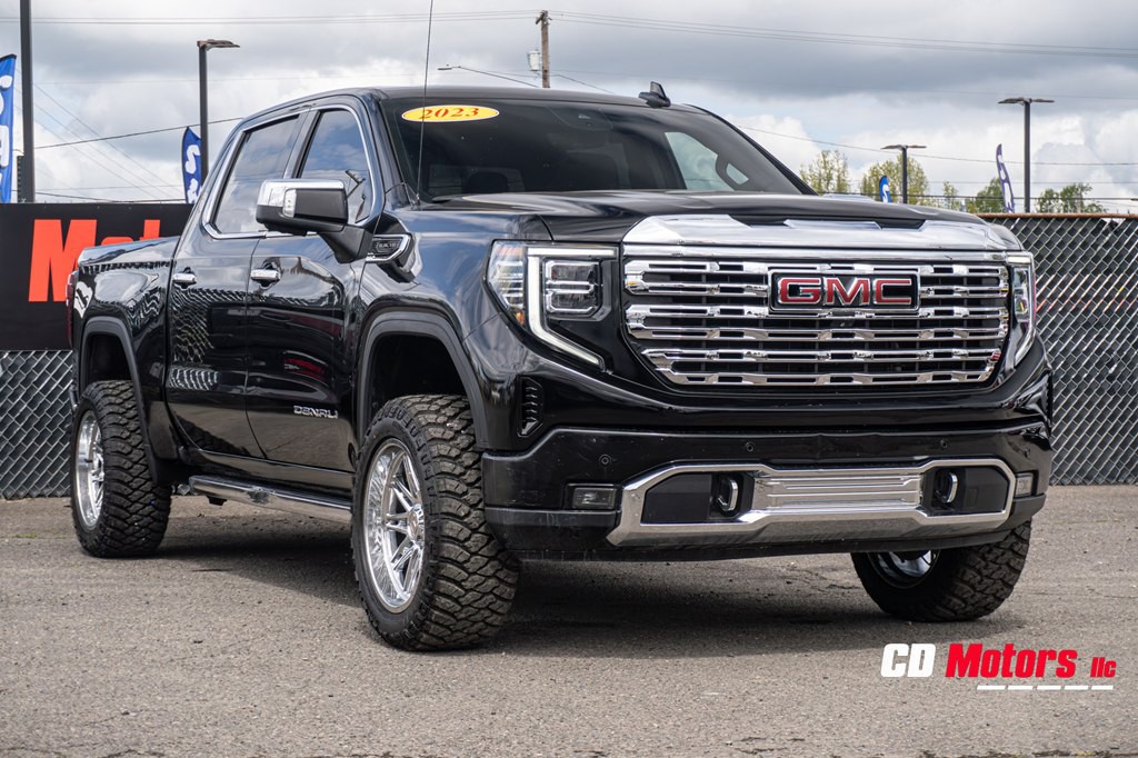 2023 GMC Sierra Image 2