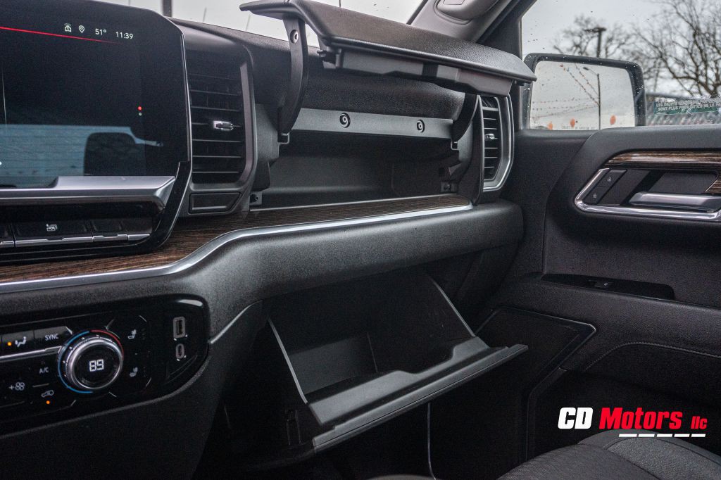 2023 GMC Sierra Image 17