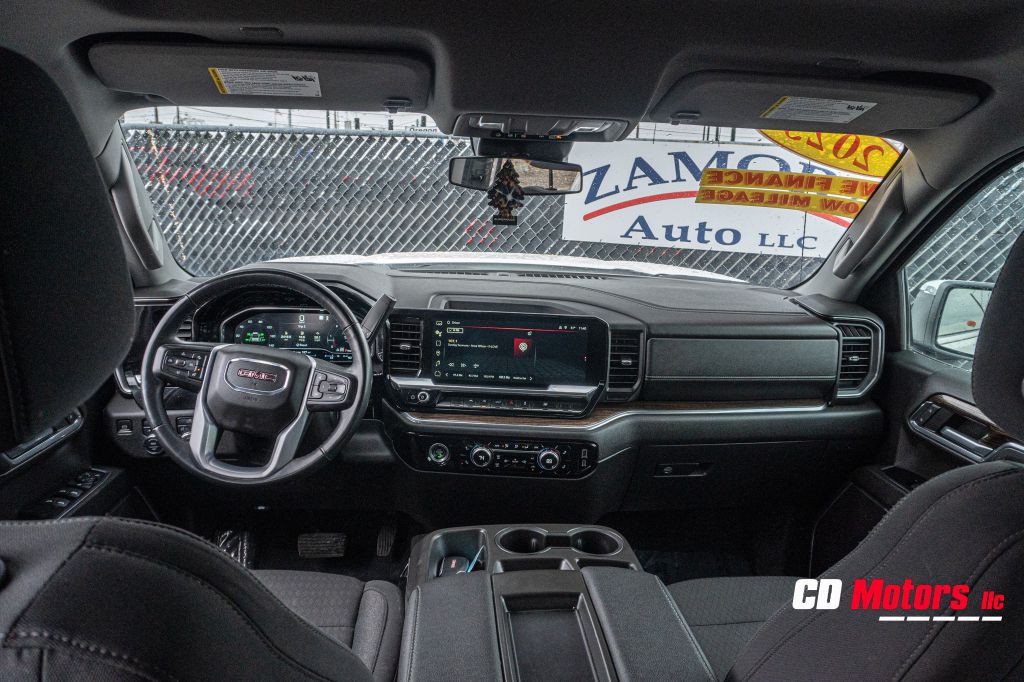 2023 GMC Sierra Image 21