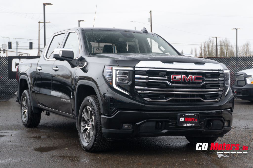 2025 GMC Sierra Image 2