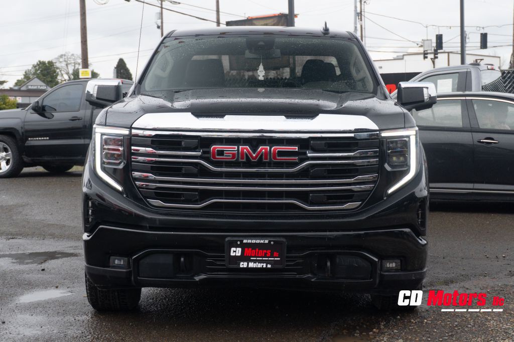 2025 GMC Sierra Image 3
