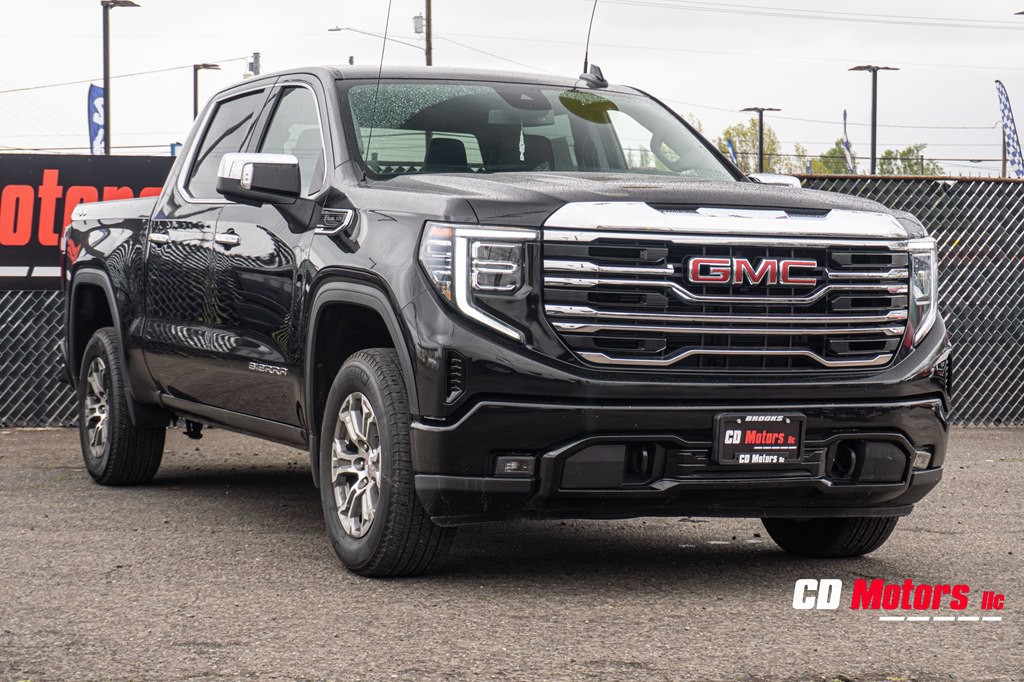 2025 GMC Sierra Image 2