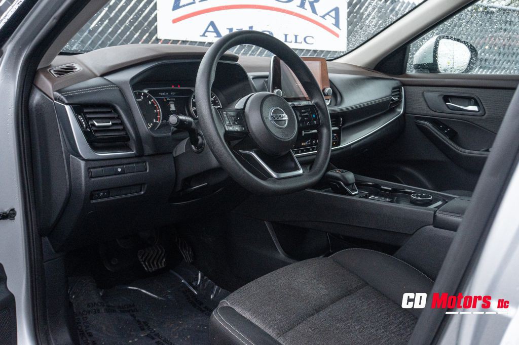 2021 Nissan Rogue Image 11