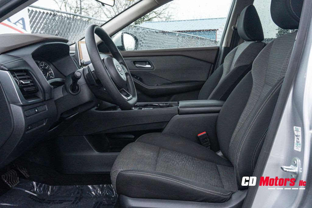 2021 Nissan Rogue Image 12