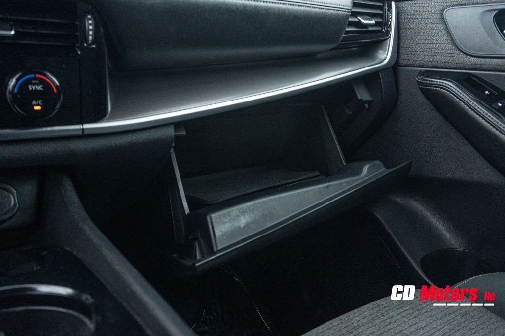 2021 Nissan Rogue Image 15