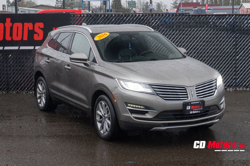 2016 Lincoln MKC Image 1