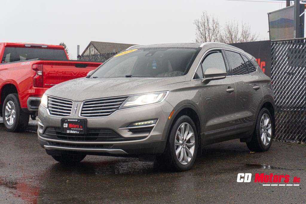2016 Lincoln MKC Image 3