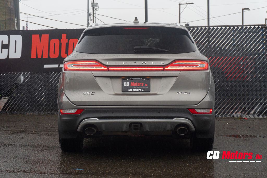 2016 Lincoln MKC Image 8