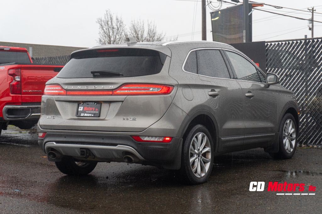 2016 Lincoln MKC Image 9