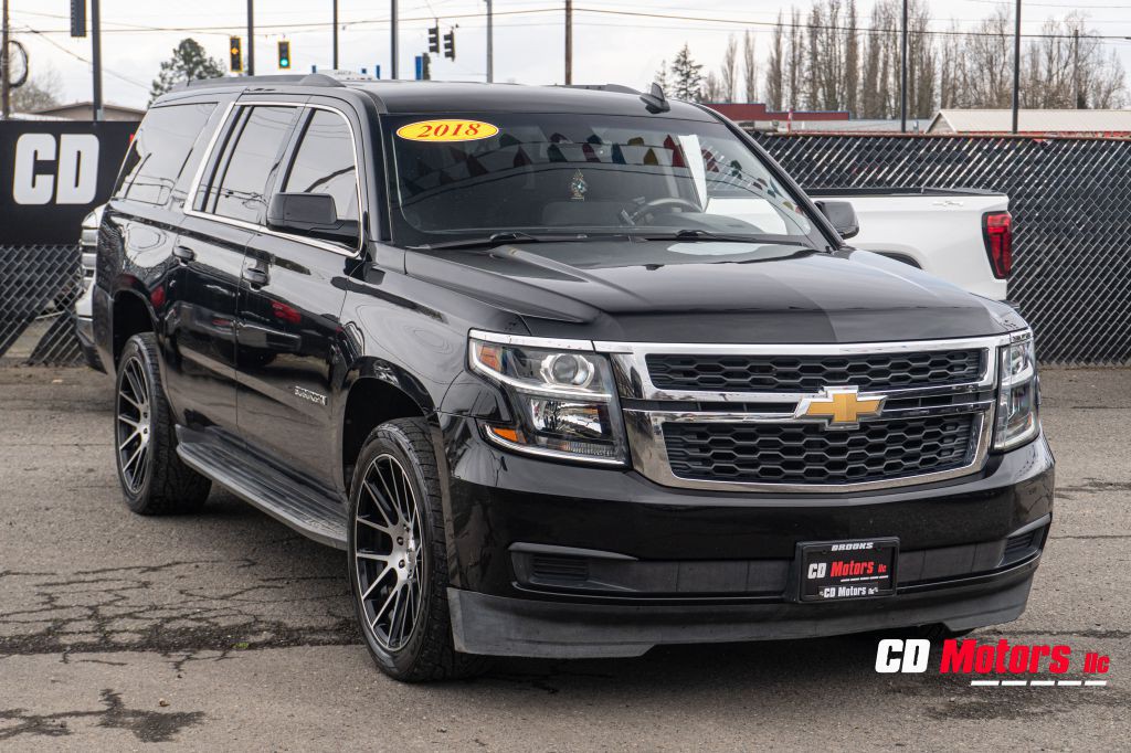 2018 Chevrolet Suburban Image 1