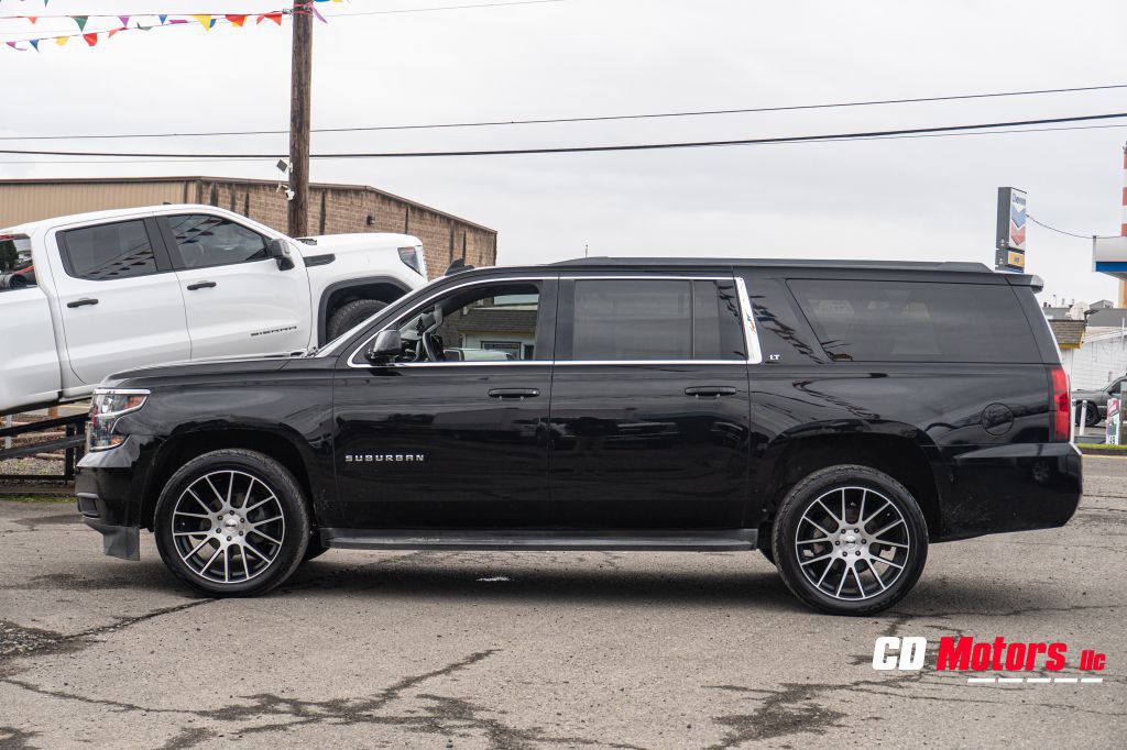 2018 Chevrolet Suburban Image 6