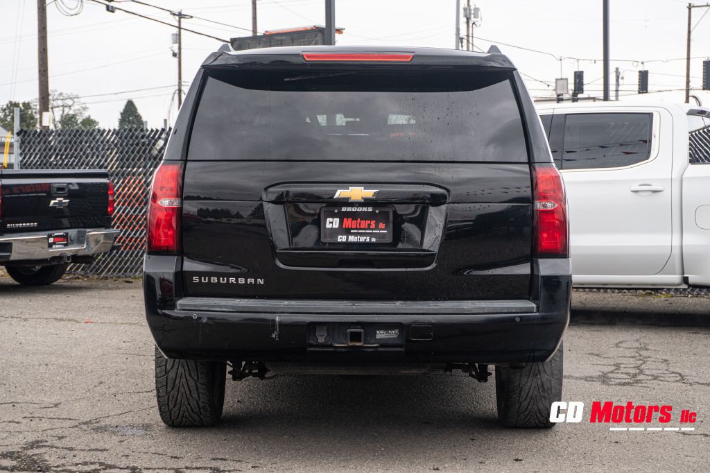 2018 Chevrolet Suburban Image 9