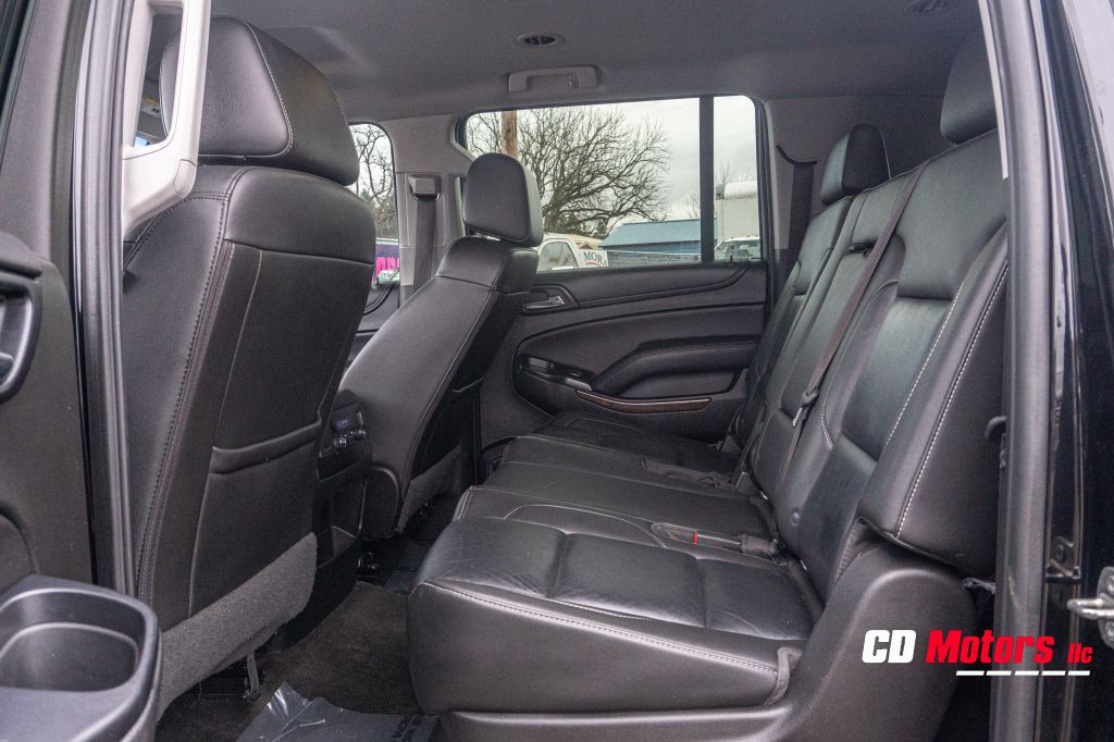 2018 Chevrolet Suburban Image 19