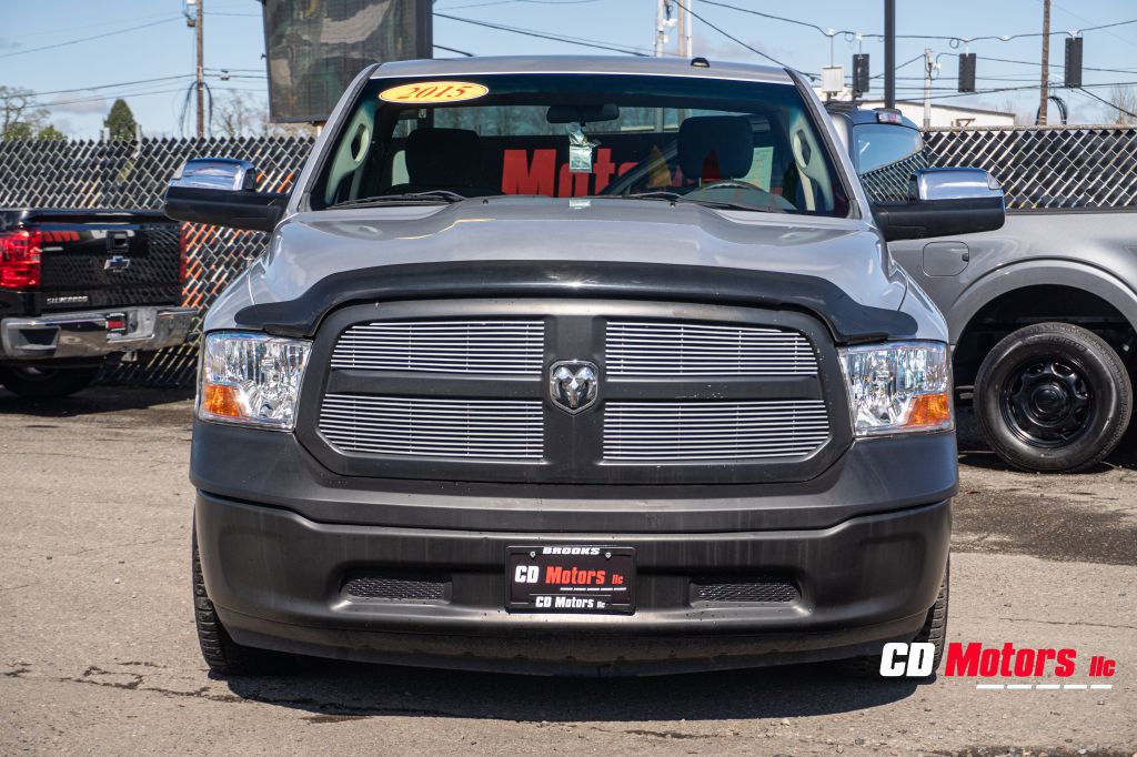 2015 RAM 1500 Image 3