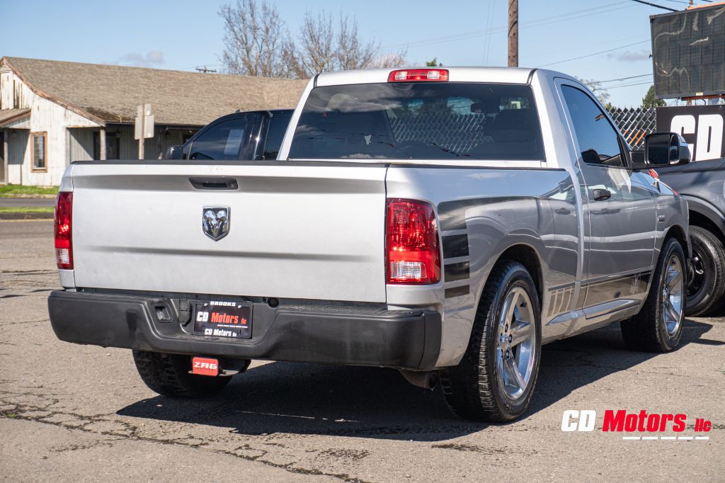 2015 RAM 1500 Image 9