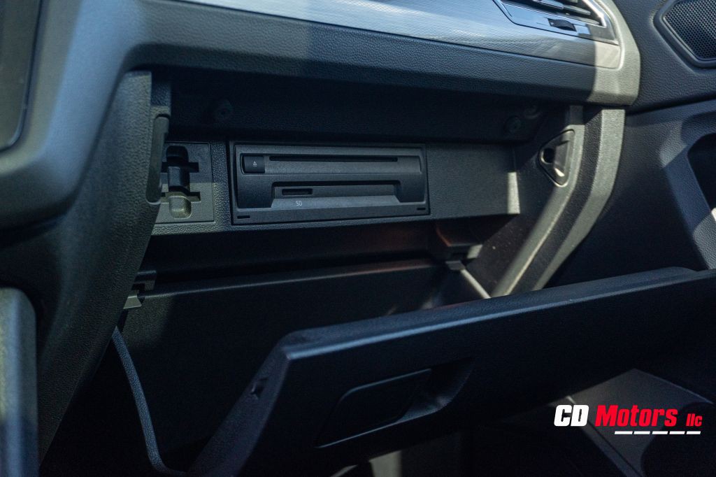 2019 Volkswagen Tiguan Image 12