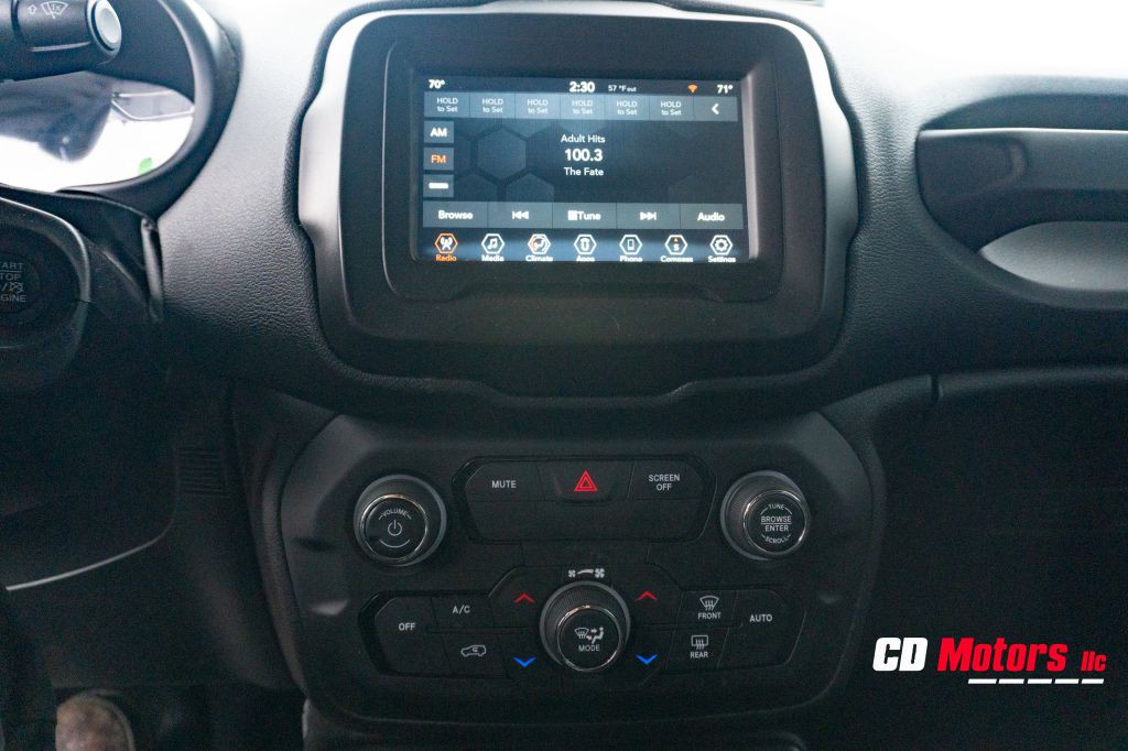 2020 Jeep Renegade Image 14