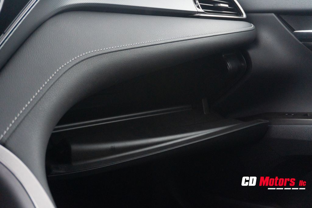 2024 Toyota Camry Image 17