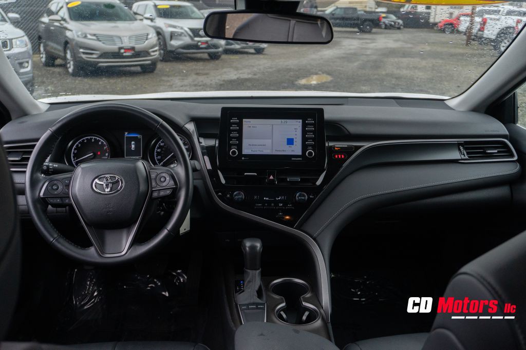 2024 Toyota Camry Image 20