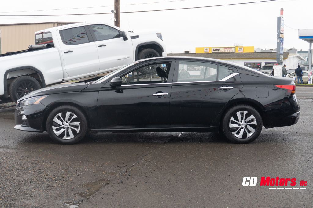 2022 Nissan Altima Image 6