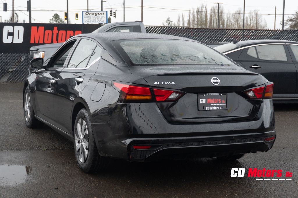 2022 Nissan Altima Image 7
