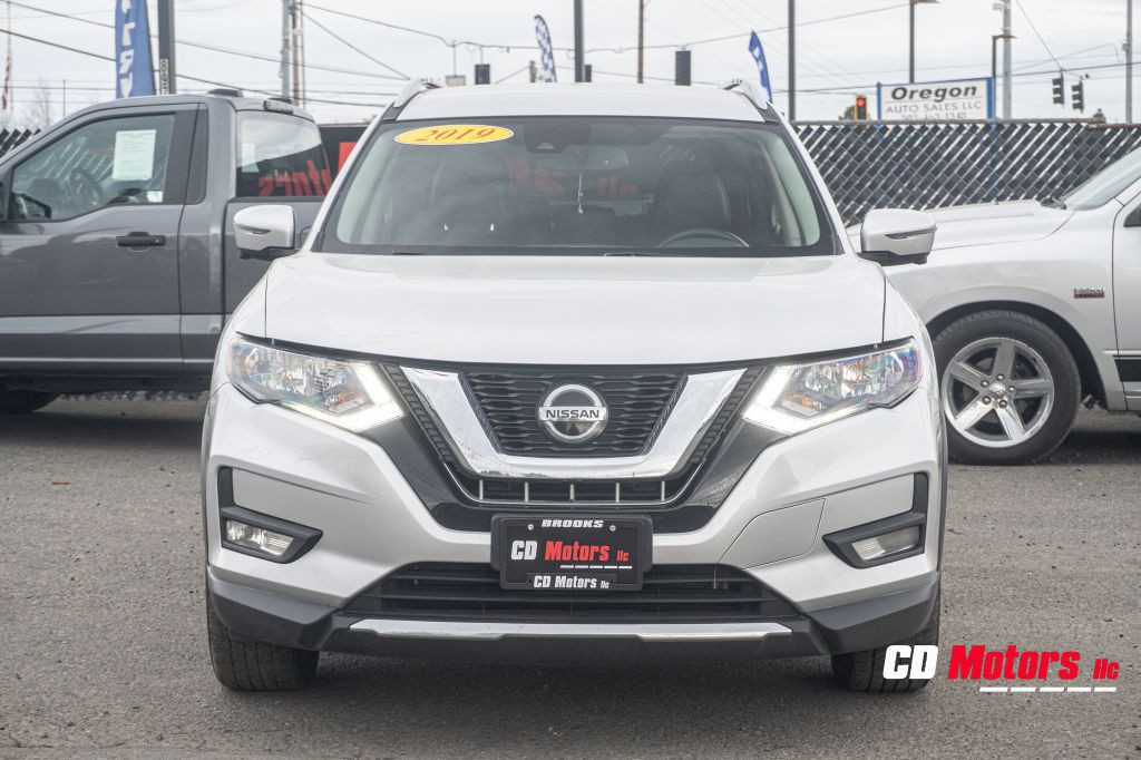 2019 Nissan Rogue Image 3
