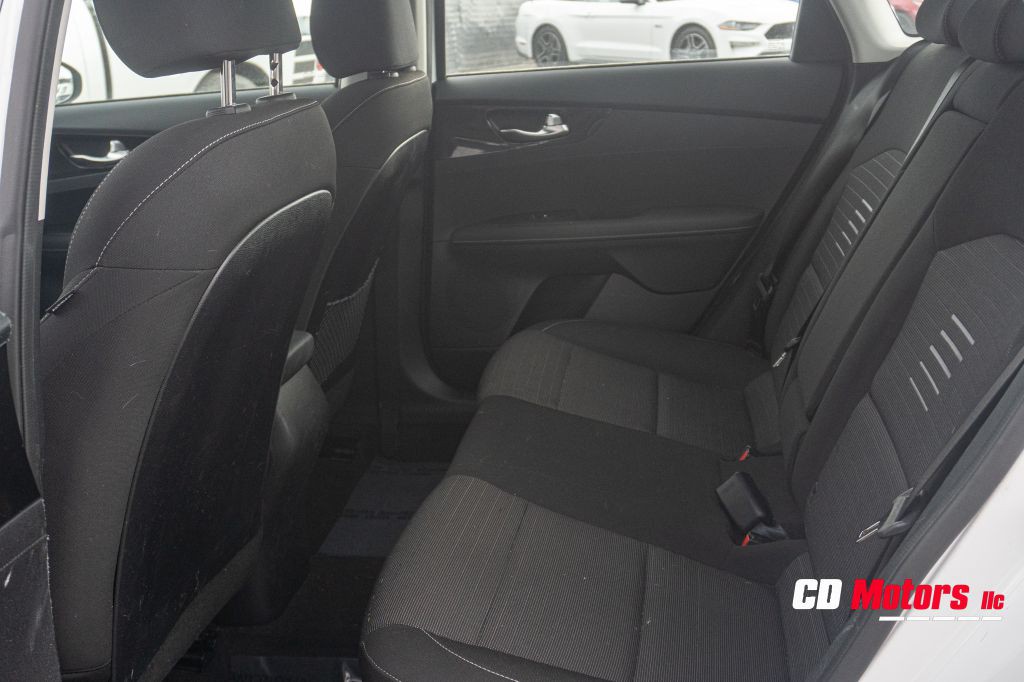 2019 Kia Forte Image 19