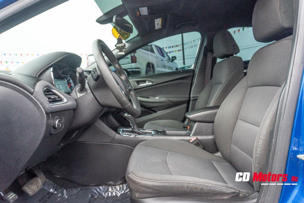 2017 Chevrolet Cruze Image 11