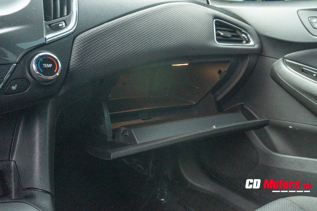 2017 Chevrolet Cruze Image 15