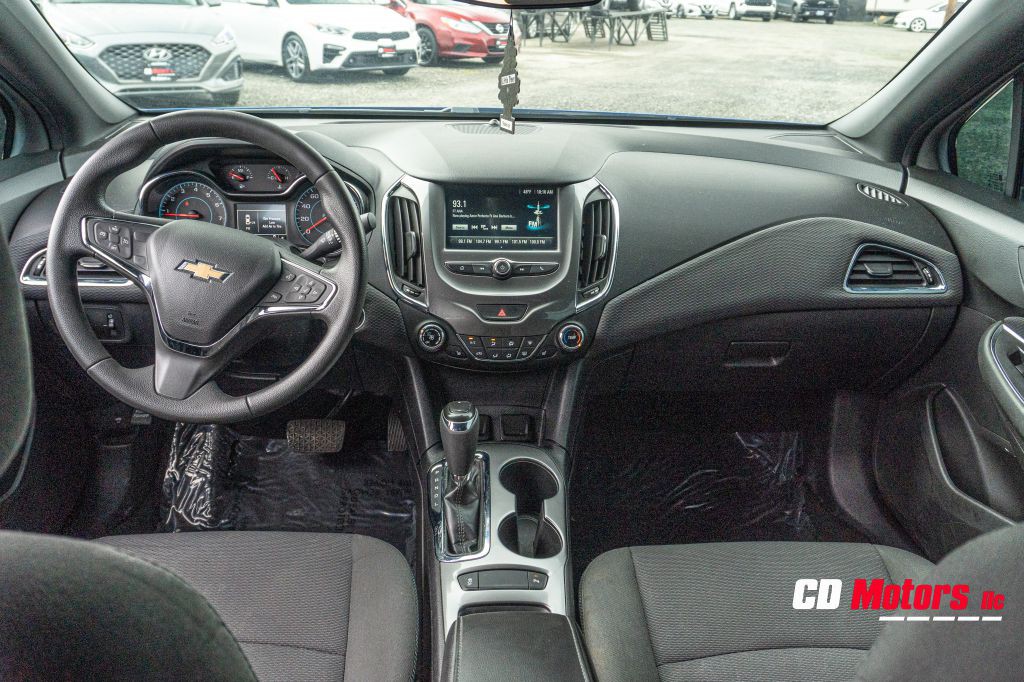 2017 Chevrolet Cruze Image 18